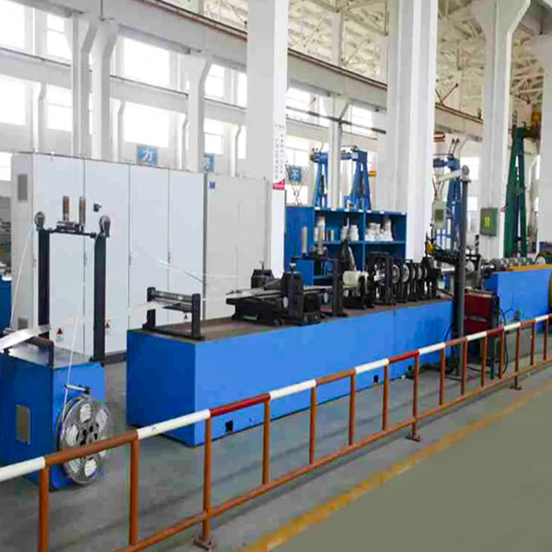 Cablu de alimentare izolat XLPE/PVC pentru tensiune nominală 0,6/1kV