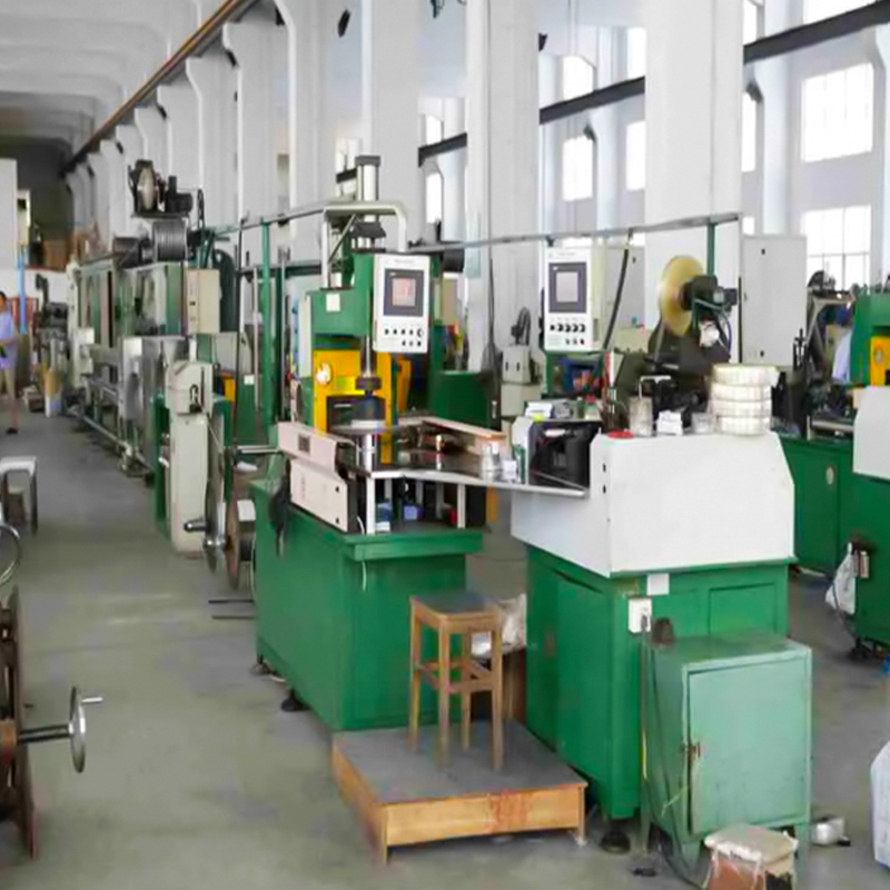 Cablu de alimentare izolat XLPE/PVC pentru tensiune nominală 0,6/1kV